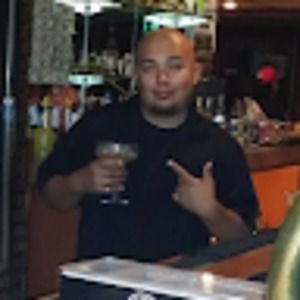 Meet your Posher, Adalberto